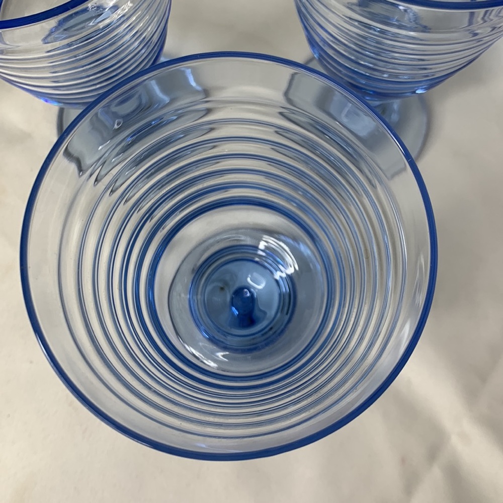 Set of 3 beautiful pale Blue ridged wine / water glasses / goblets - Picture 4 of 9